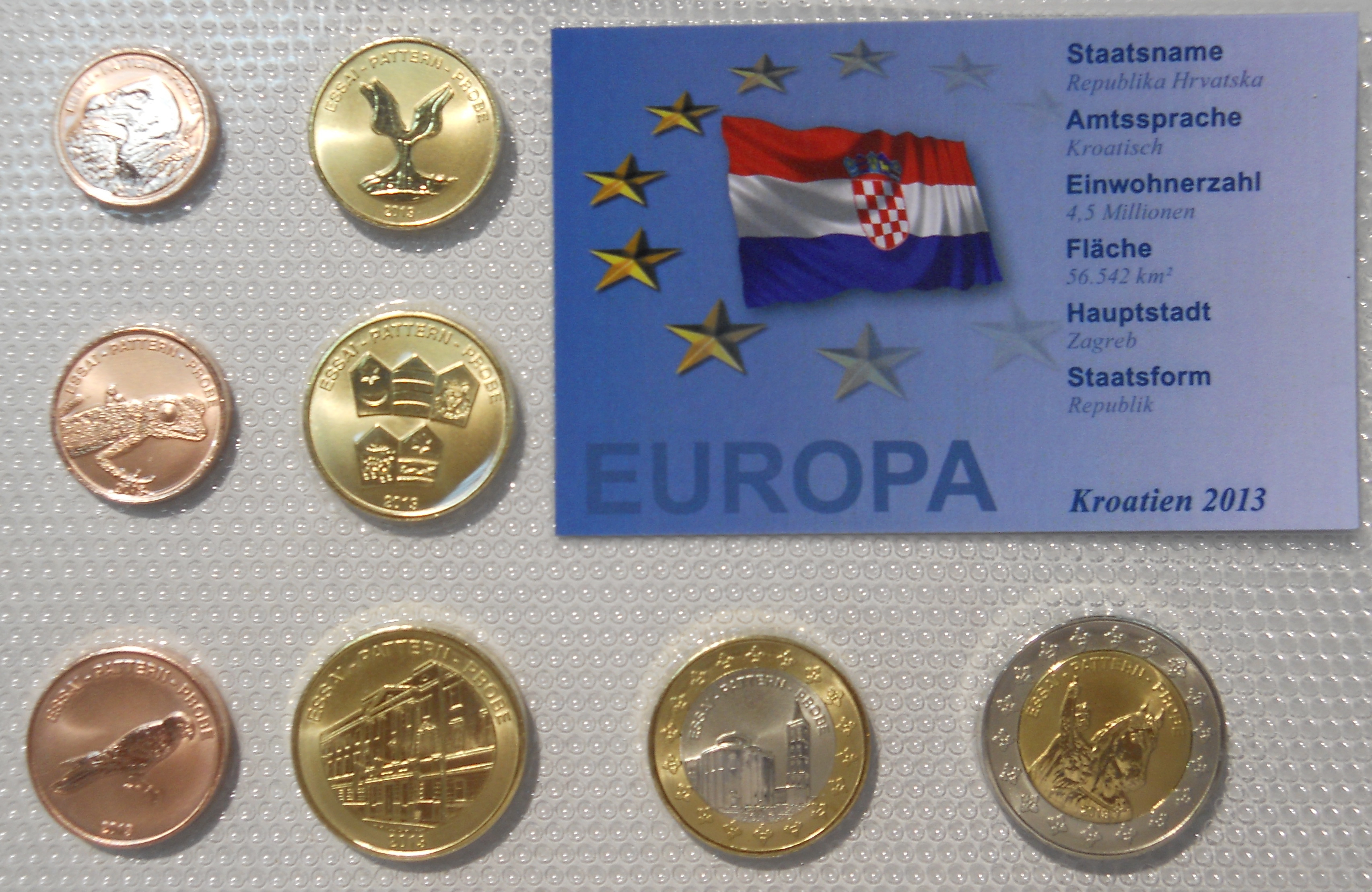 Uzorak serije hrvatskog Evra, kovanog novca koji je posvećen ulasku Hrvatske u Evropsku Uniju 2013.